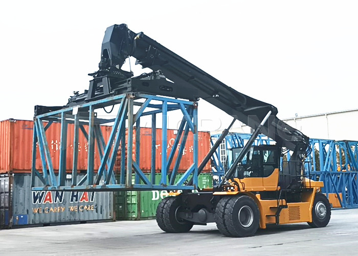 Container Reach Stacker