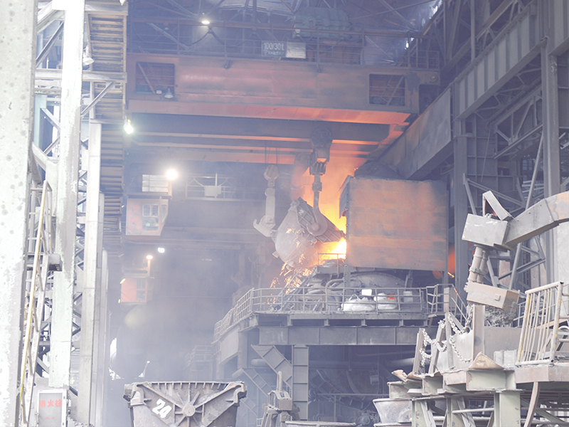 100 ton overhead crane in steel mill